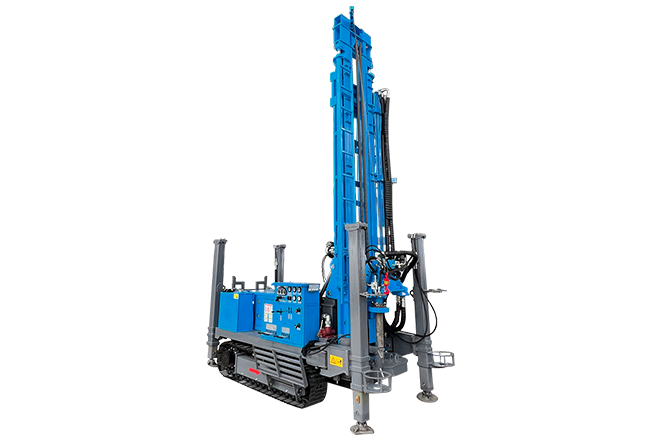 Crawler water well drilling rig